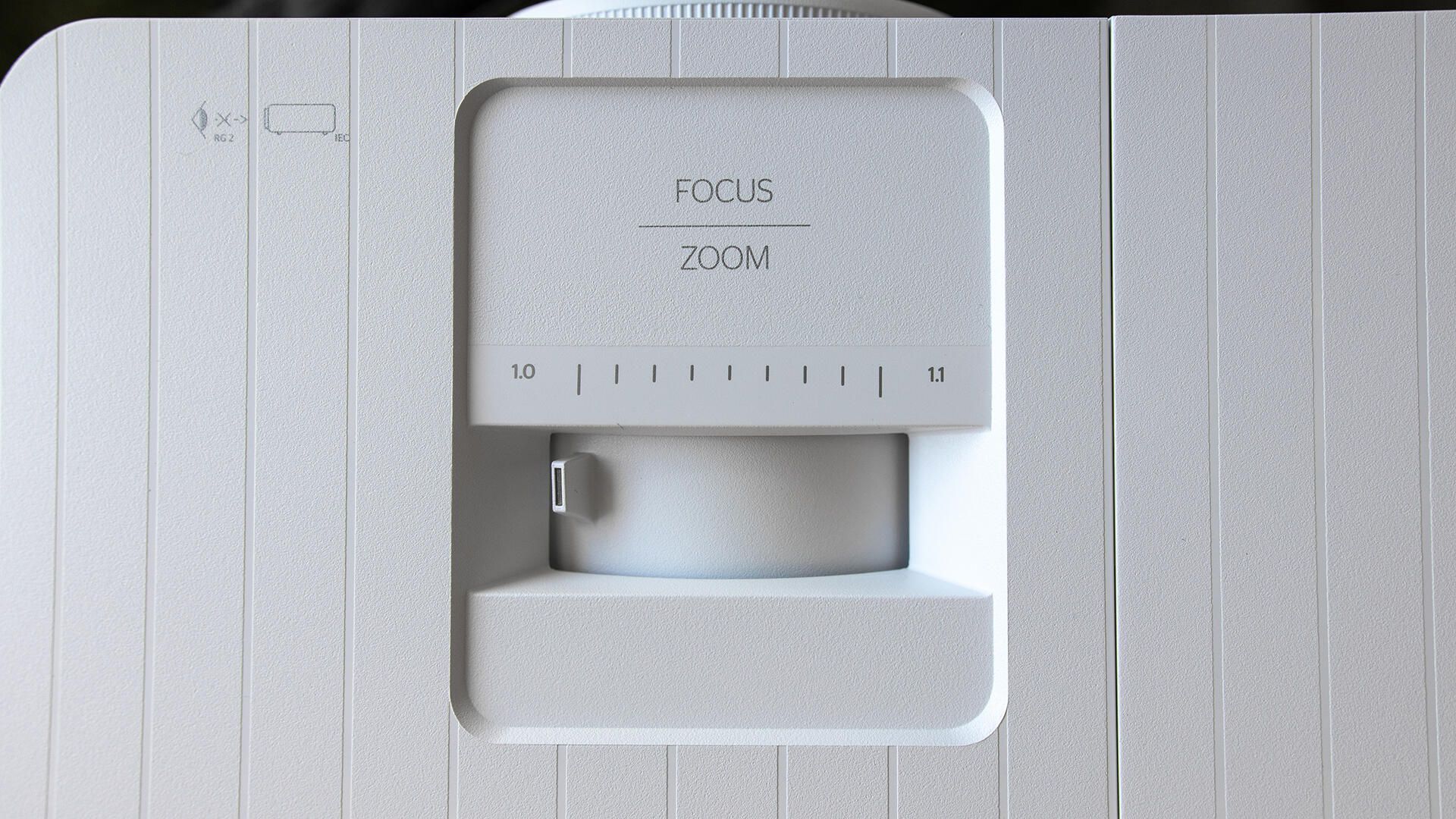 optoma-uhd30-11-of-6