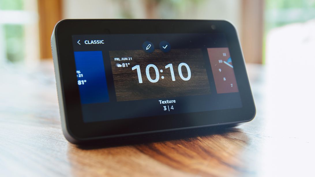 echo-show-5-product-photos-3