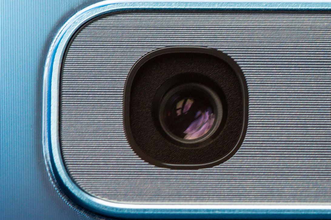 galaxy-s10e-macro-13