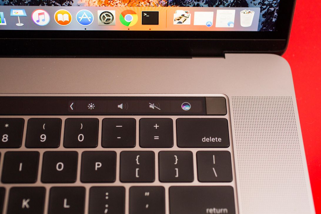 apple-macbook-pro-15-inch-2017