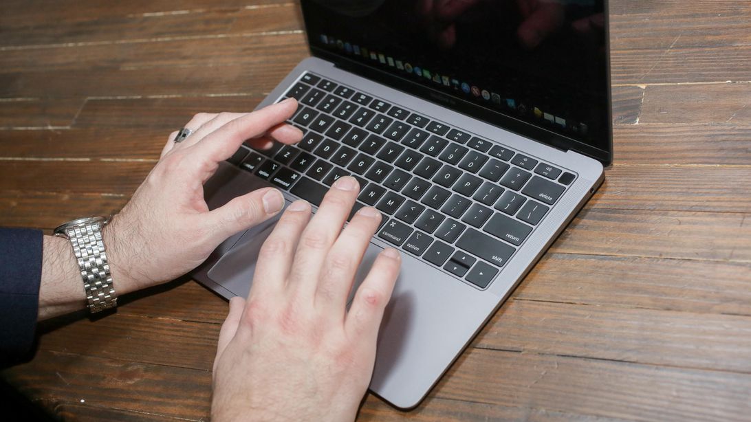 36-apple-macbook-air-2018