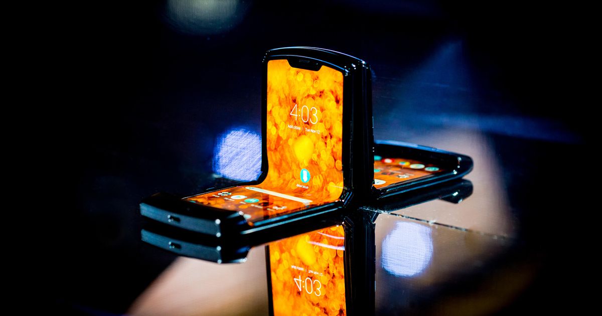 Motorola Razr review: It's one of my favorite phones, but I won't buy it