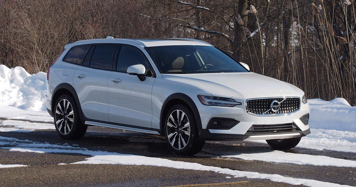 2021 Volvo V60 Cross Country review: Chef's kiss