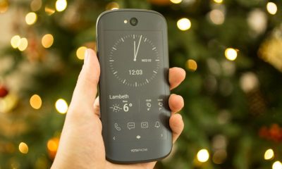 YotaPhone 2 review: An e-ink screen on the back of a phone: Audacious but expensive