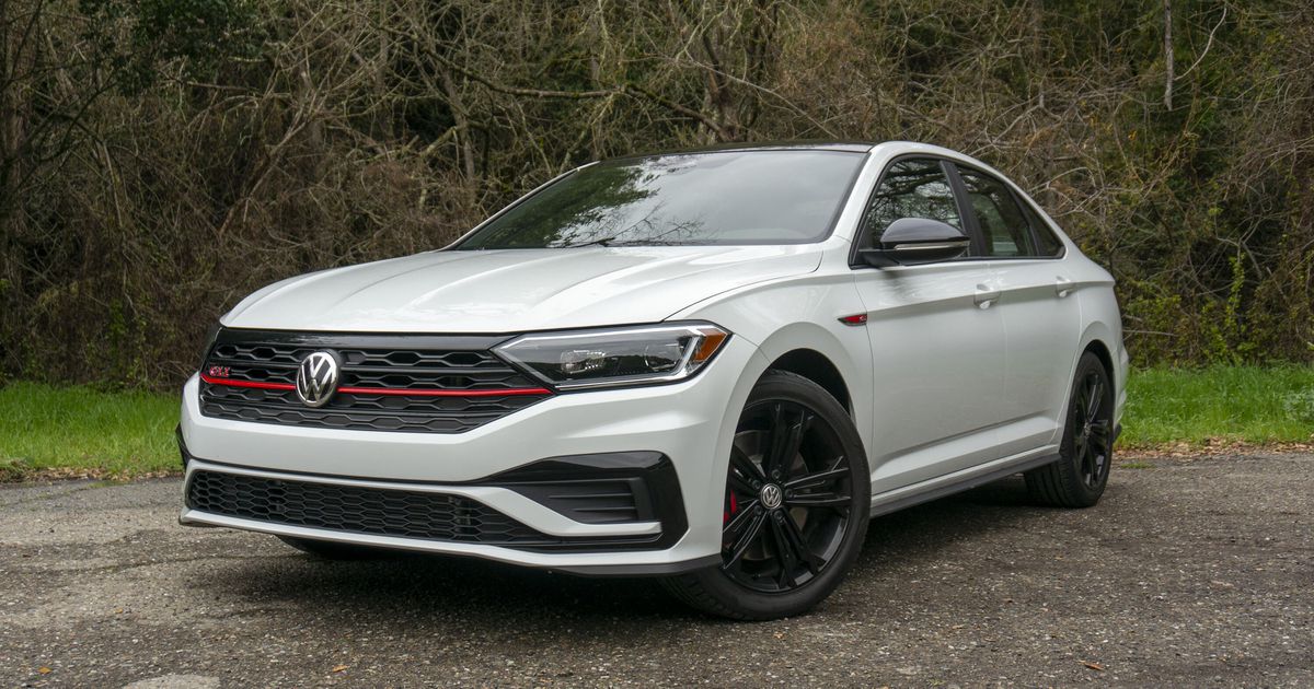 2021 Volkswagen Jetta GLI review: Hot hatch in sedan clothing