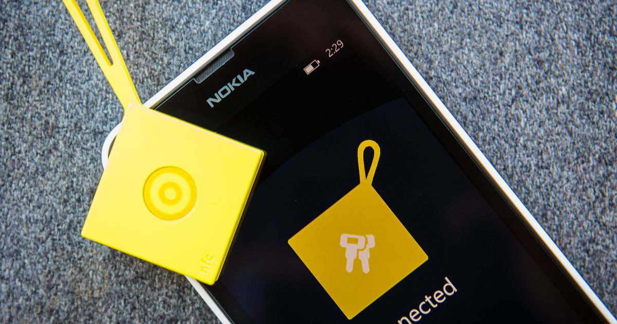 Nokia Treasure Tag review: Oversize, but keeps a handle on your hoard