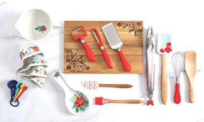 The Pioneer Woman 20 Piece Gadget Set Vintage Design (Red Spring Bouquet)