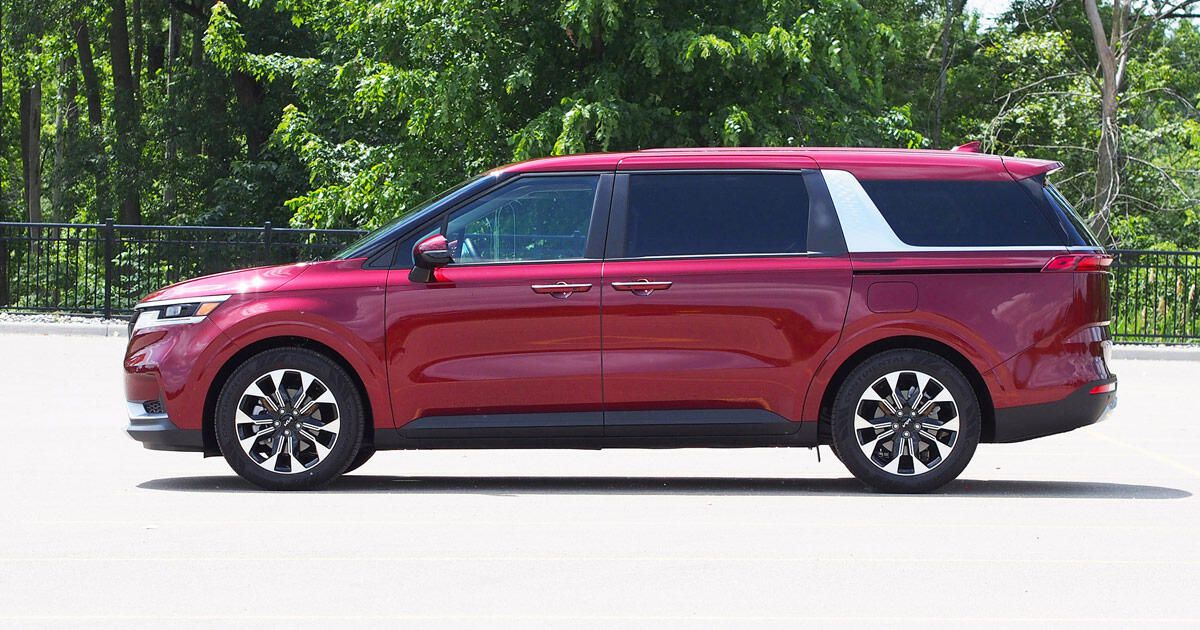 2022 Kia Carnival review: A party on wheels