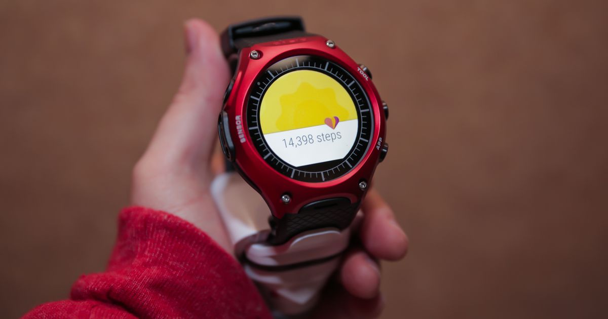 Casio's $500 Android Wear smartwatch is designed for the outdoors (hands-on)