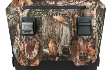 OtterBox Trooper LT Forest Edge Camo 30-Quart Cooler